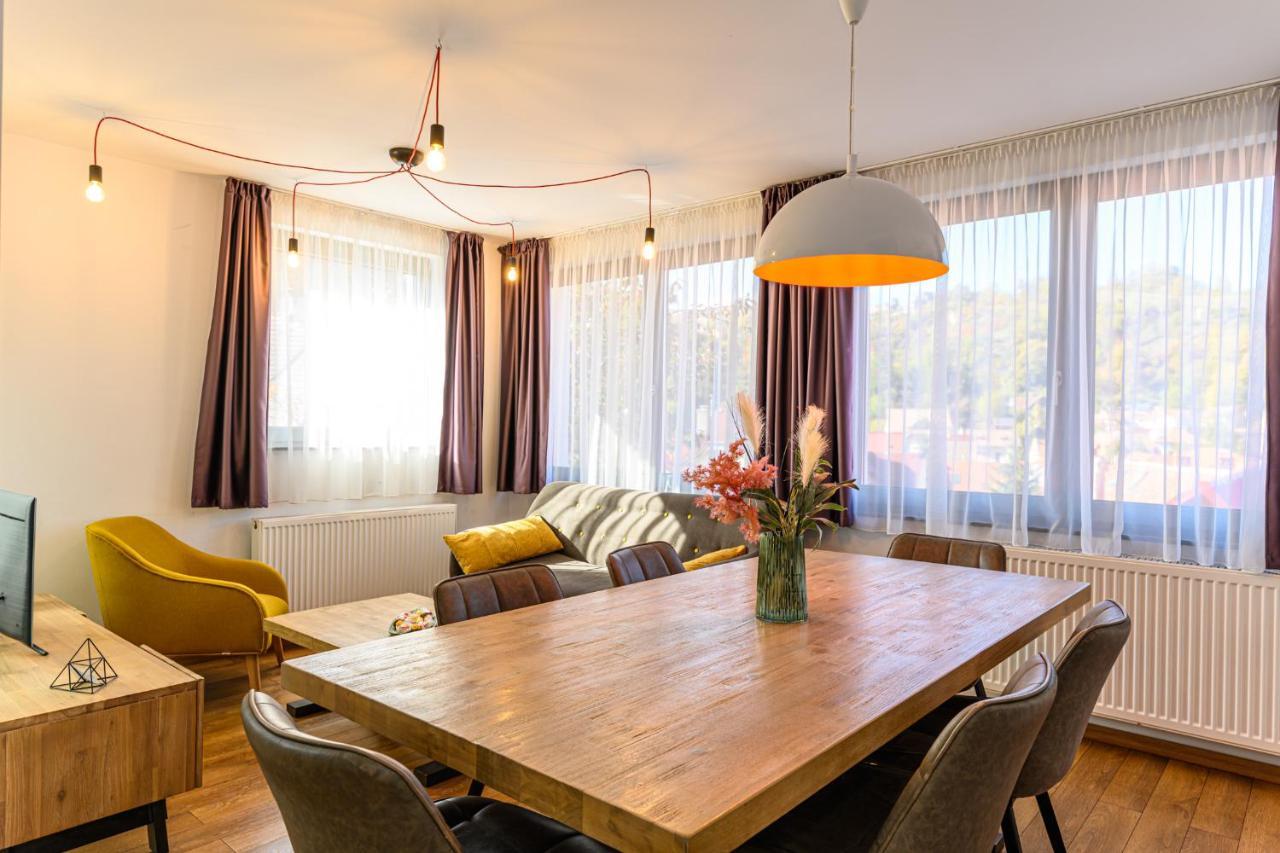 Sun Villas Accommodation Брашов Екстер'єр фото