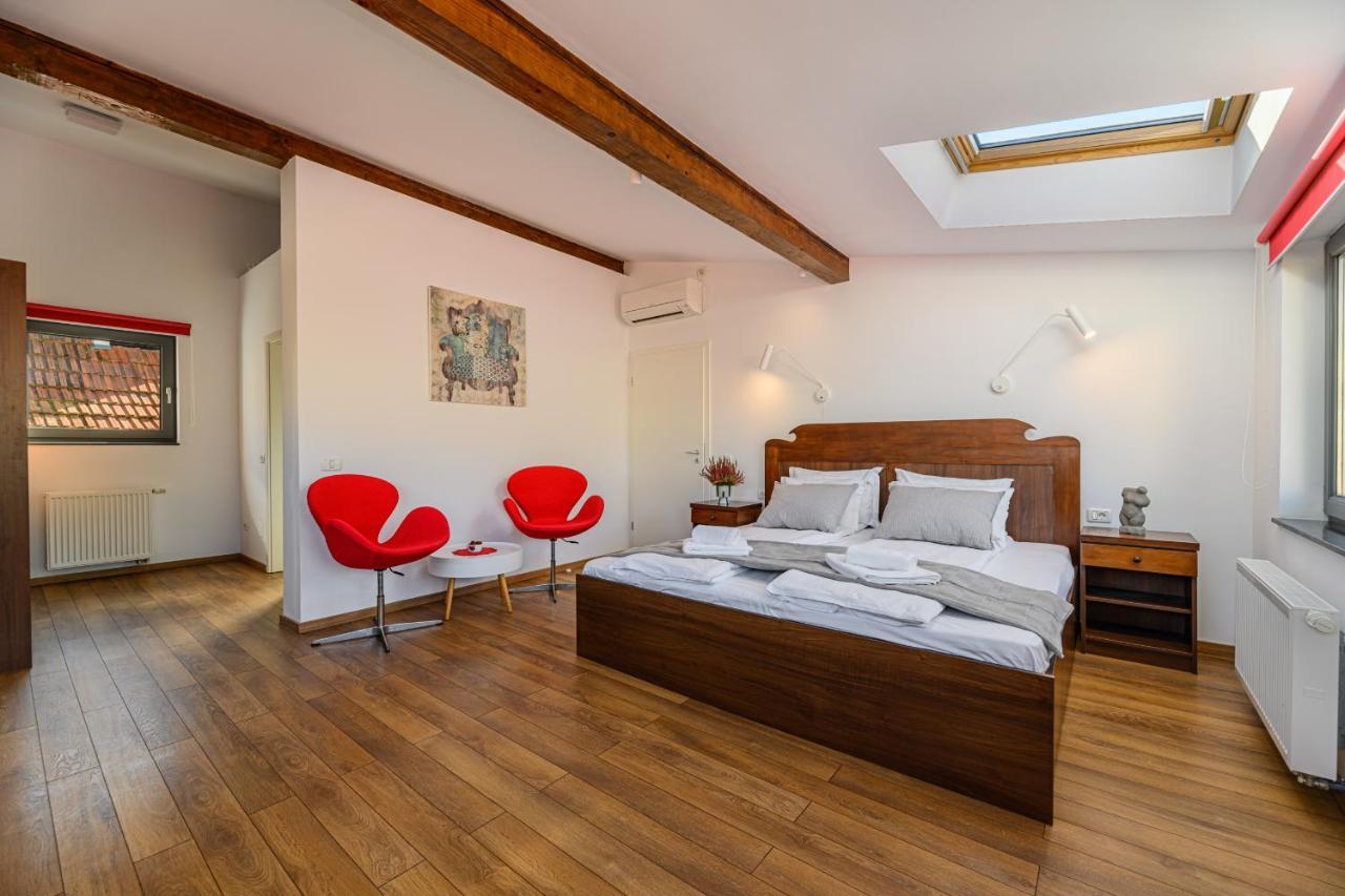 Sun Villas Accommodation Брашов Екстер'єр фото