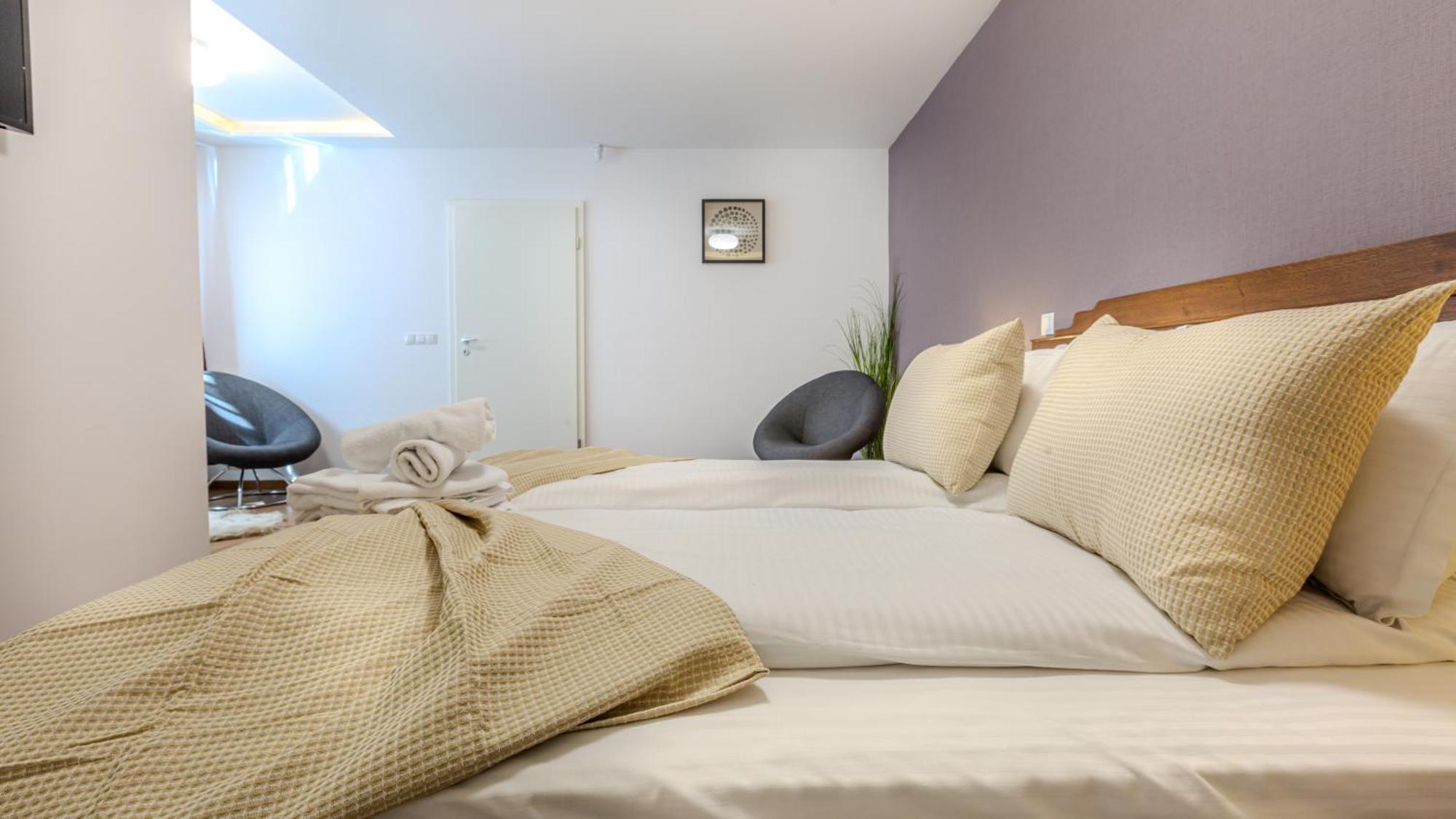 Sun Villas Accommodation Брашов Екстер'єр фото