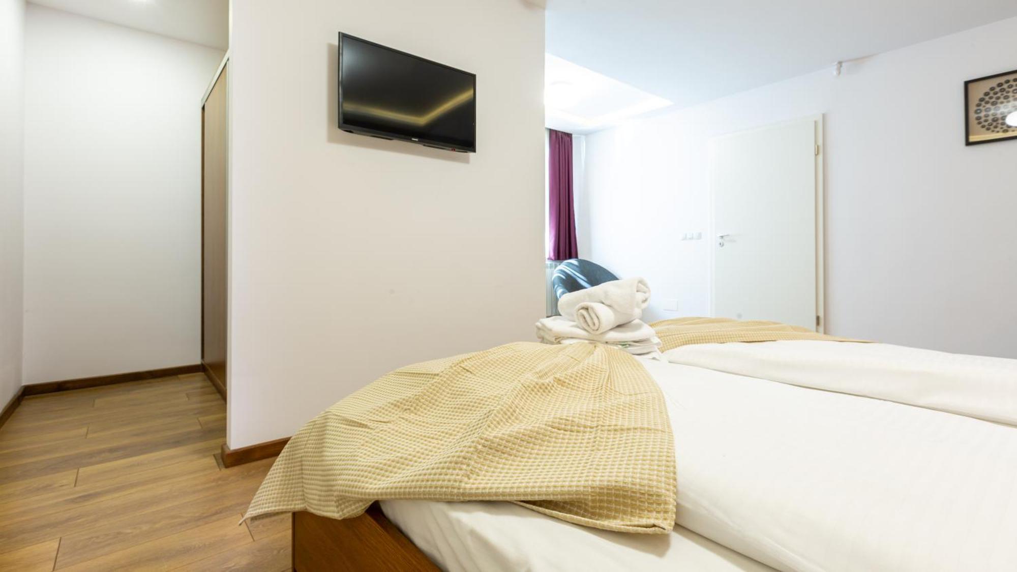 Sun Villas Accommodation Брашов Екстер'єр фото